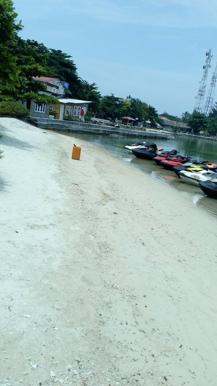 Pari Solata Seaview Homestay Syariah Kepulauan Seribu Exterior foto